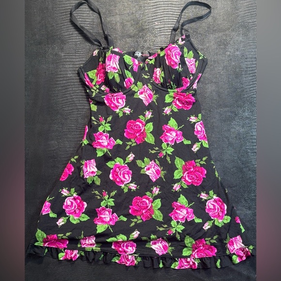 smart & sexy Other - Smart & Sexy Black and Pink Floral Sleepwear Size 36C